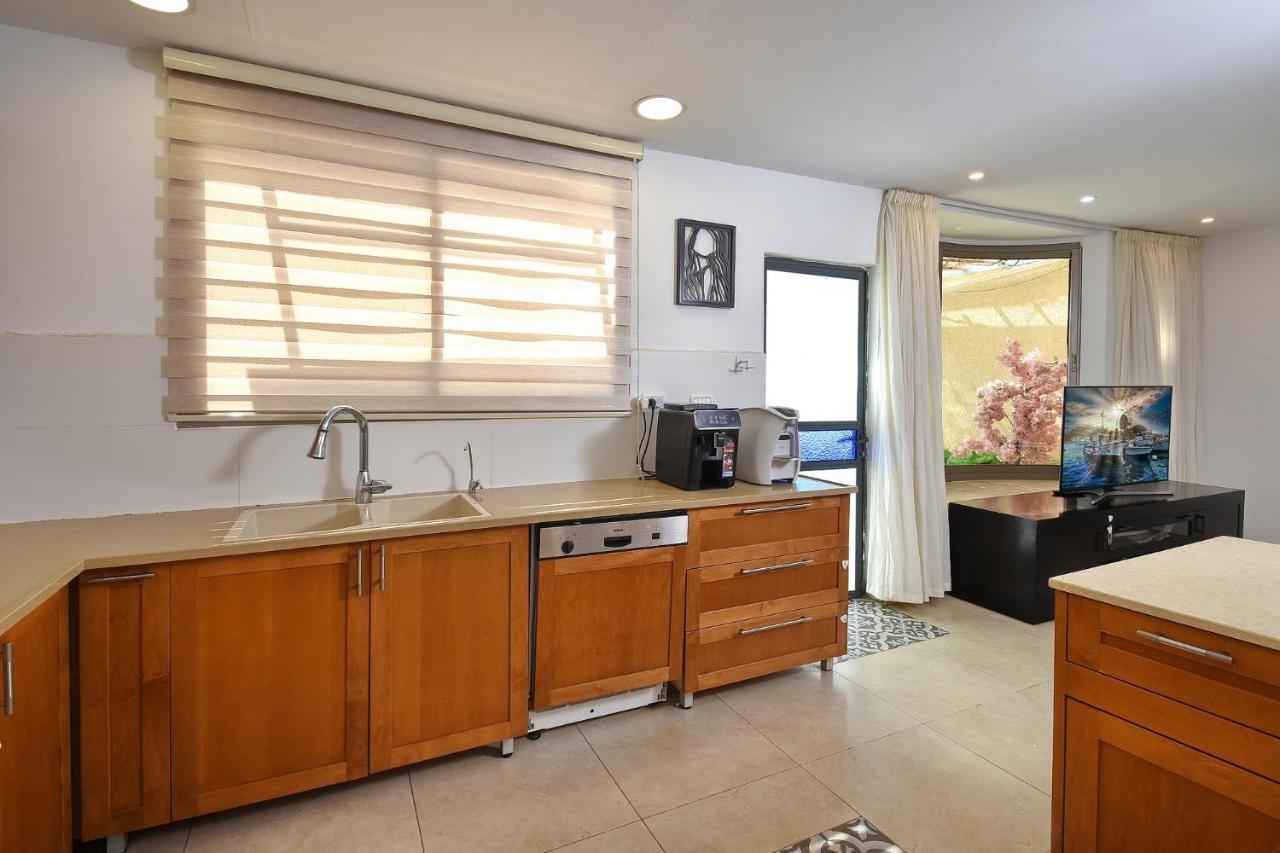 Levication 2 Bedrooms Pool&Jacuzzi Tiberias Exterior foto