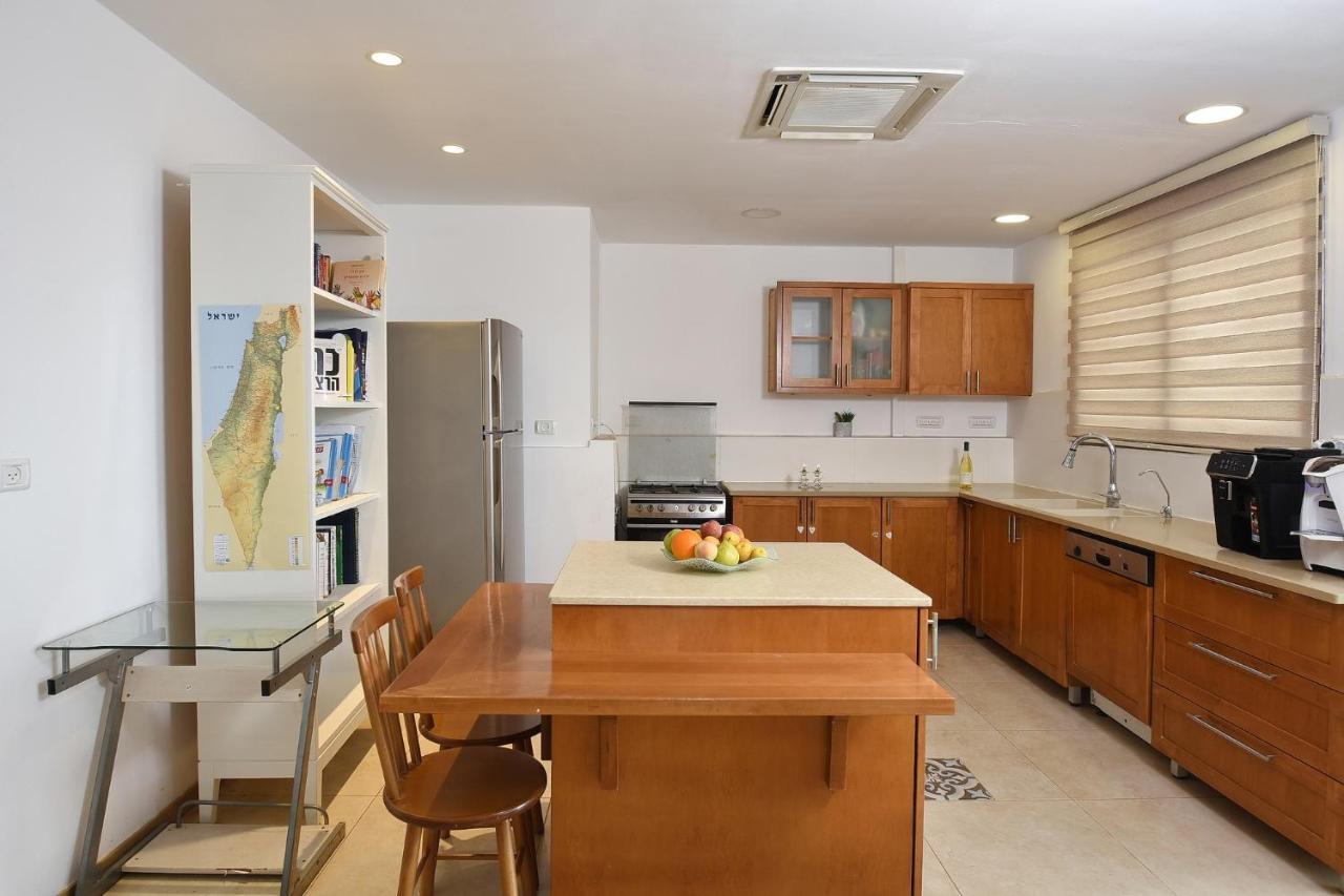 Levication 2 Bedrooms Pool&Jacuzzi Tiberias Exterior foto